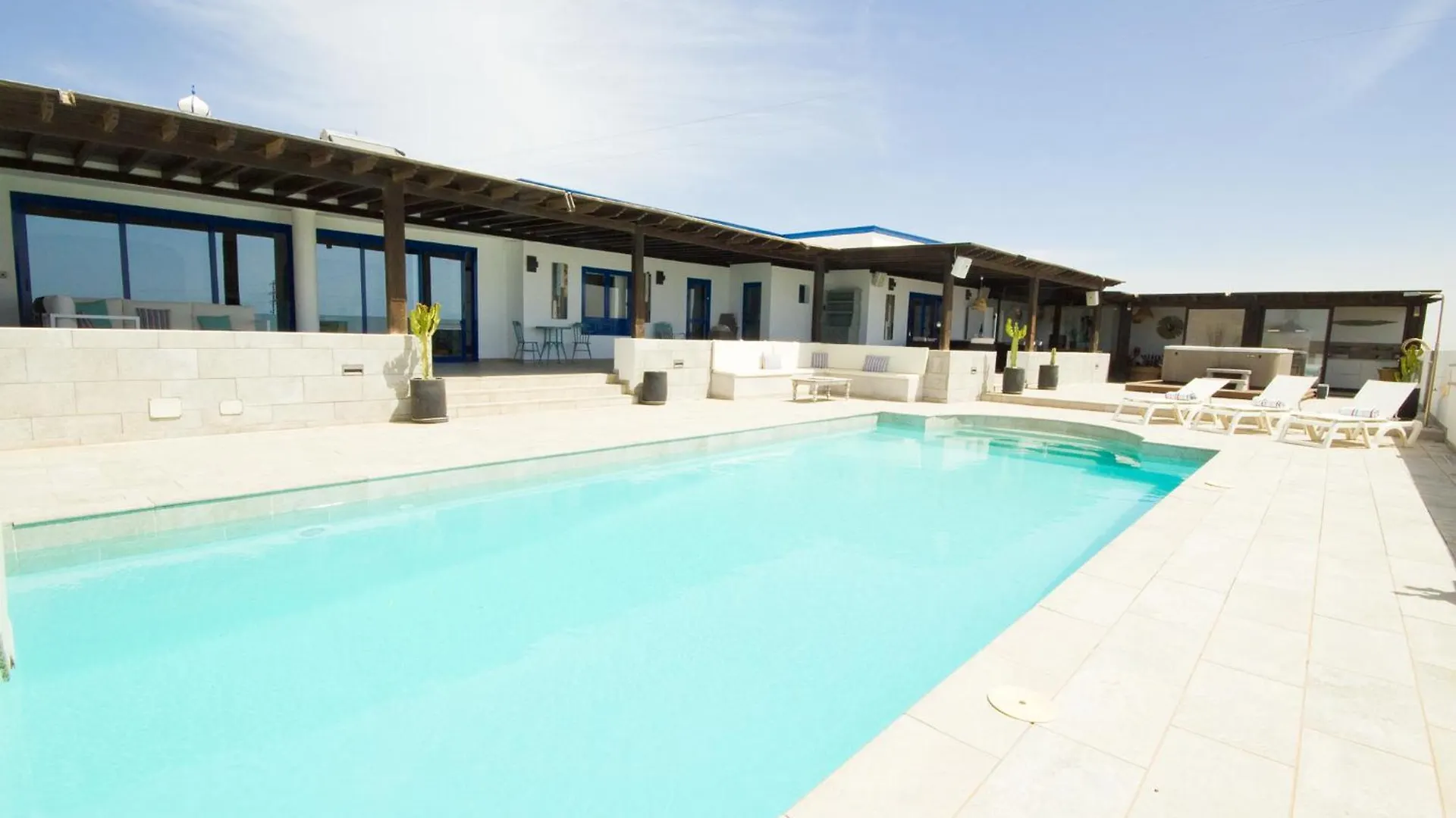Villa Lucy - By Az Rentals Puerto del Carmen