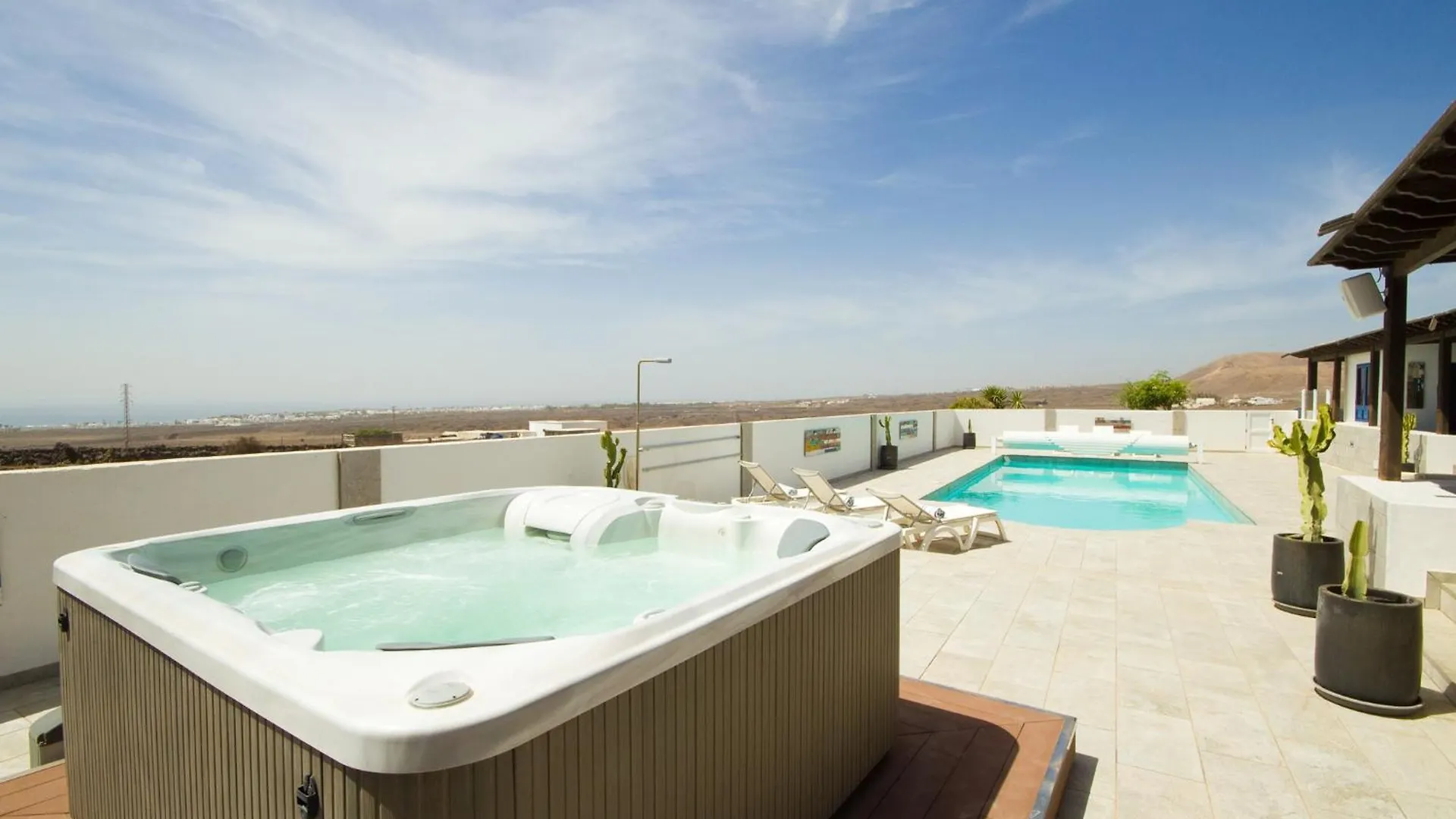 Villa Lucy - By Az Rentals Puerto del Carmen  0*, Puerto del Carmen (Lanzarote) Spain